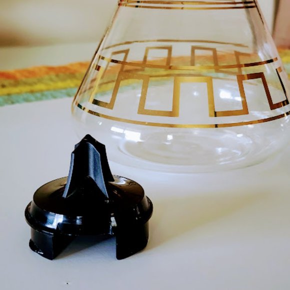 Mid-Century Modern David Douglas Carafe - Picture 10 of 11